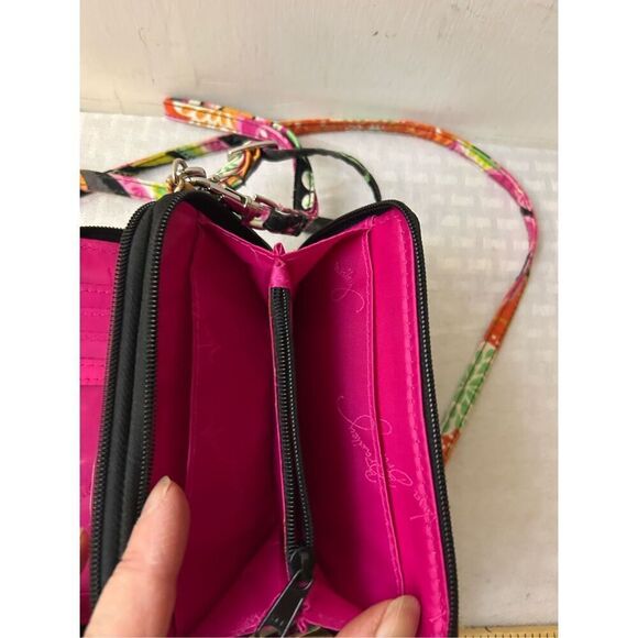Vera Bradley 6"x4" wallet crossbody 2 zippers bold pink interior flowers - Picture 6 of 6
